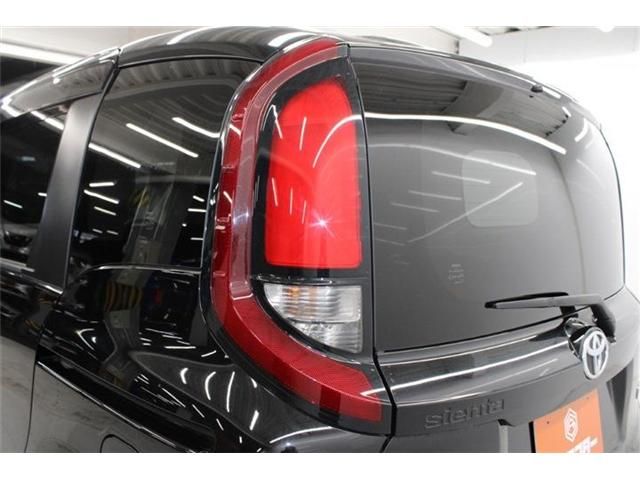 TOYOTA SIENTA HYBRID 2022