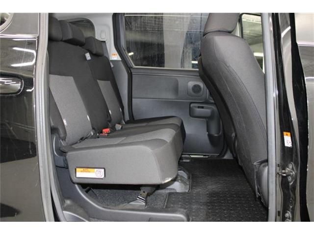 TOYOTA SIENTA HYBRID 2022