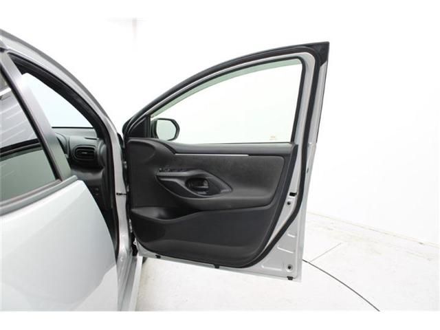 TOYOTA YARIS HYBRID 2020