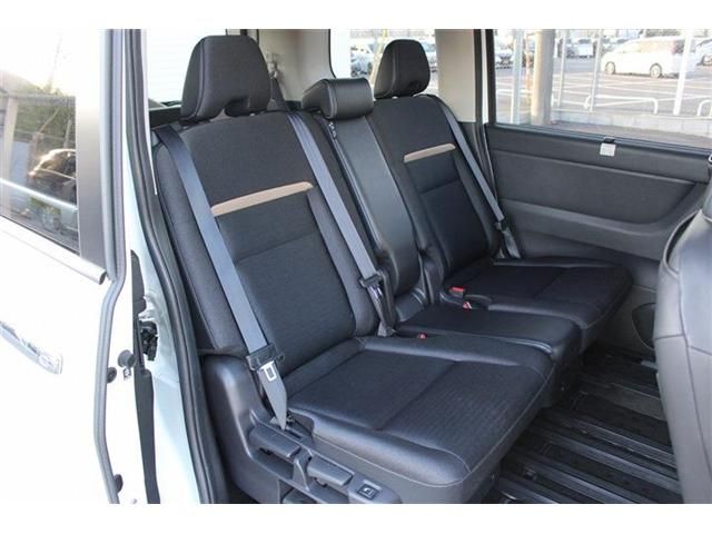 NISSAN SERENA  WG 4WD 2023