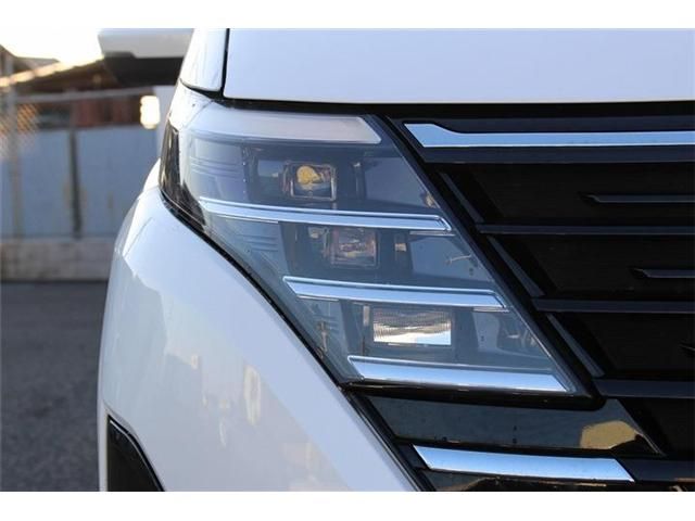 NISSAN SERENA  WG 4WD 2023