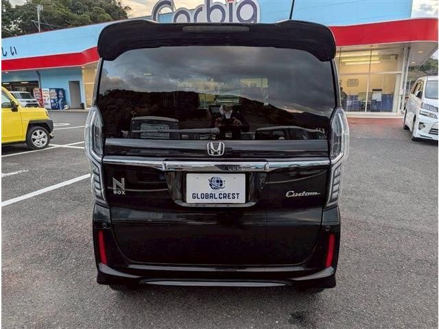 HONDA N BOX CUSTOM 2018