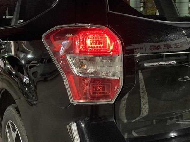 SUBARU FORESTER 2012