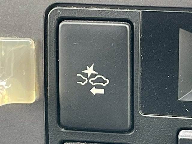 TOYOTA HIACE van 4WD 2018