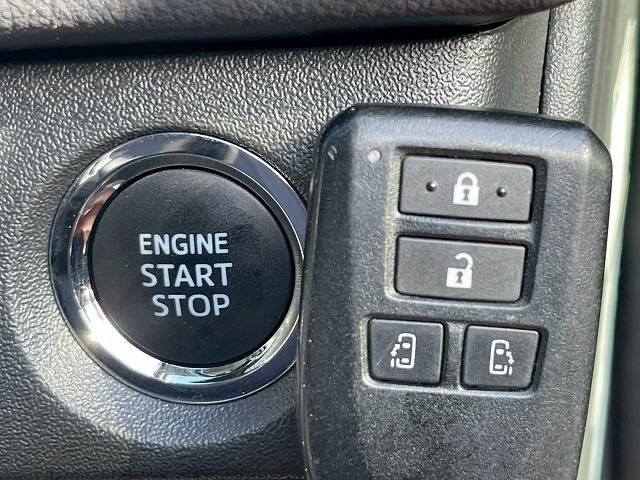 TOYOTA HIACE van 4WD 2018