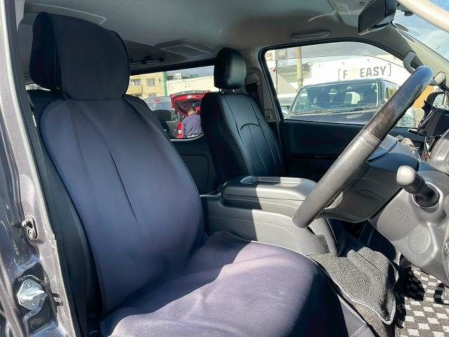 TOYOTA HIACE van 4WD 2018