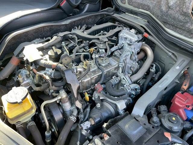 TOYOTA HIACE van 4WD 2018