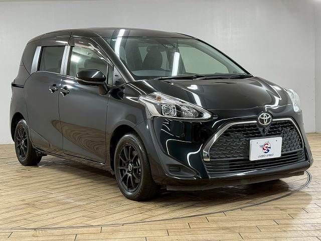 TOYOTA SIENTA 2021