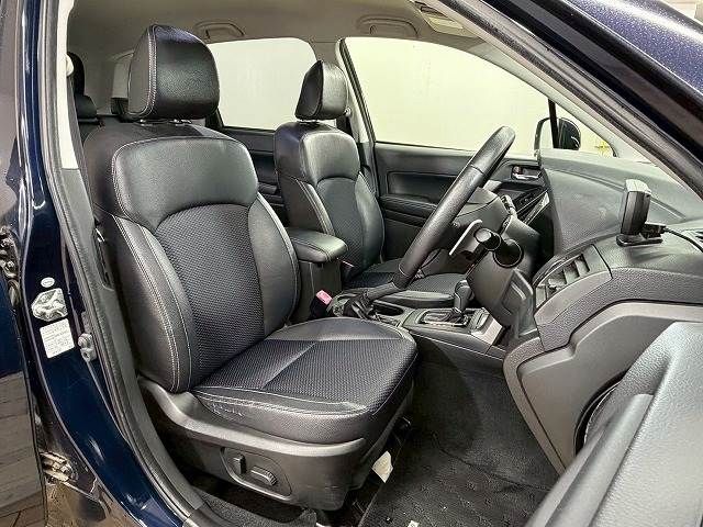 SUBARU FORESTER 2012