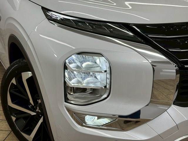 MITSUBISHI OUTLANDER PHEV 2022