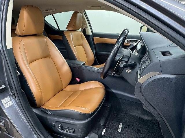 TOYOTA LEXUS CT200h 2015