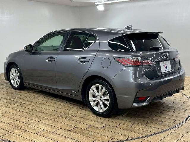 TOYOTA LEXUS CT200h 2015