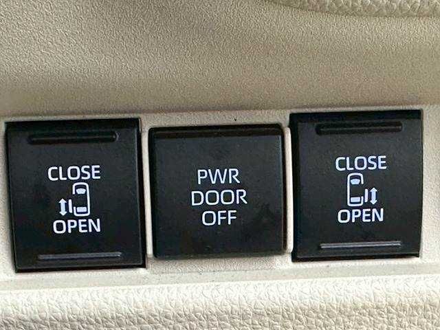 TOYOTA SIENTA HYBRID 2022