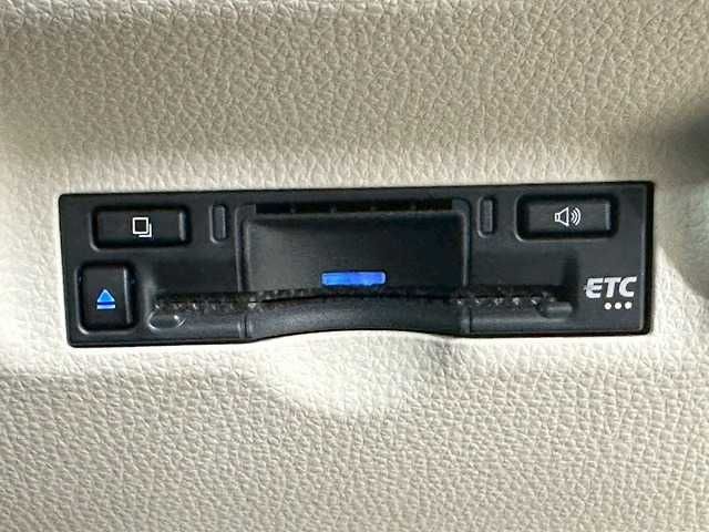 TOYOTA SIENTA HYBRID 2022