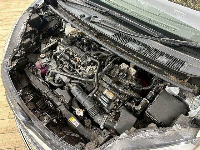 TOYOTA SIENTA HYBRID 2022