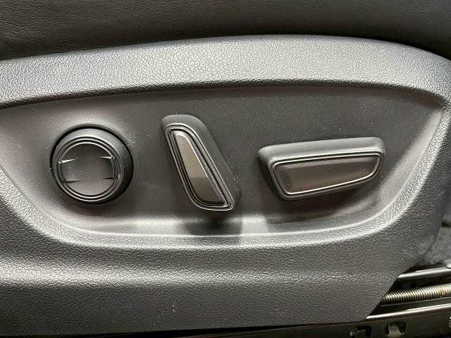 TOYOTA CROWN CROSSOVER 2023