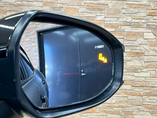 TOYOTA CROWN CROSSOVER 2023