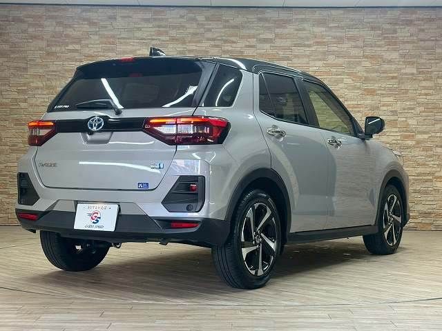 TOYOTA RAIZE HYBRID 2021