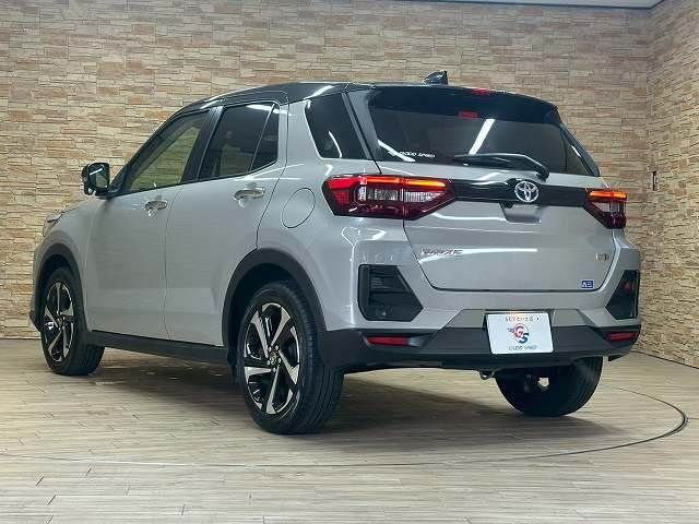 TOYOTA RAIZE HYBRID 2021