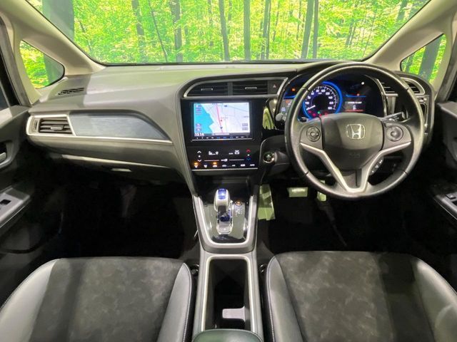HONDA SHUTTLE HYBRID 2015