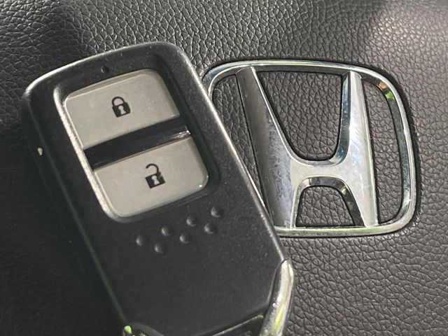 HONDA SHUTTLE HYBRID 2015