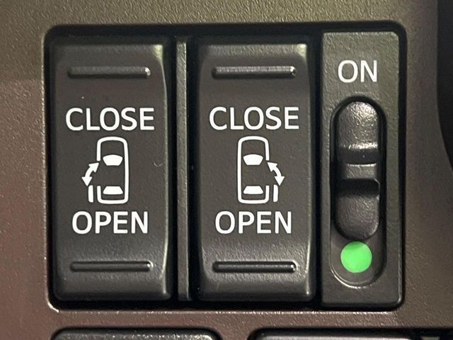 TOYOTA ROOMY 4WD 2018