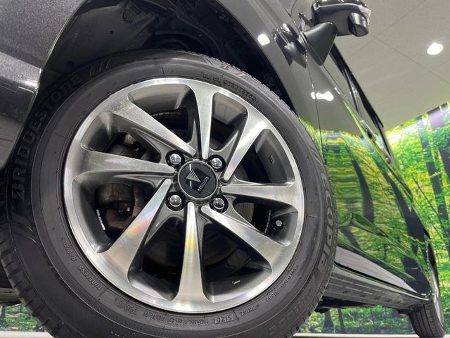 TOYOTA ROOMY 4WD 2018