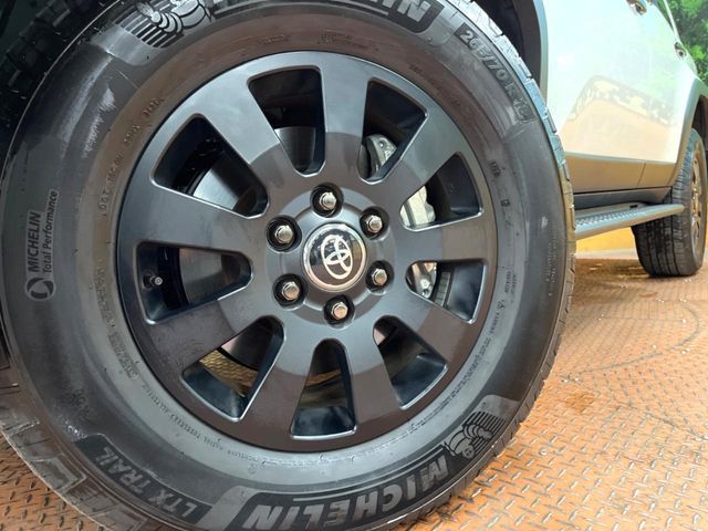 TOYOTA LANDCRUISER 250 2024