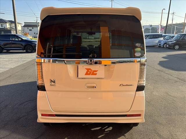 HONDA N BOX CUSTOM 2016