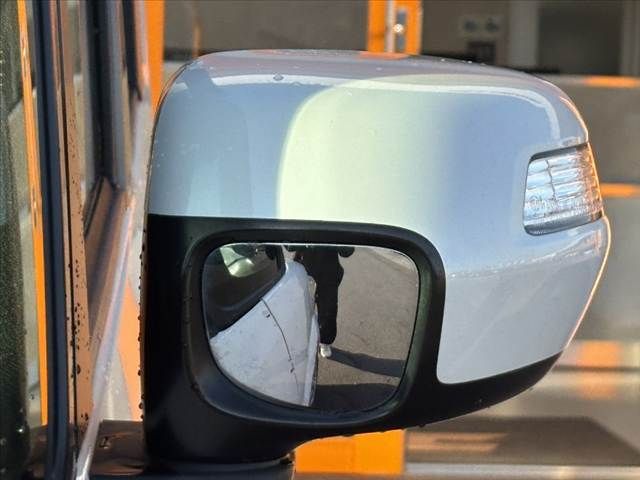 HONDA N BOX CUSTOM 2016