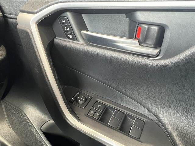 TOYOTA RAV4 4WD 2022