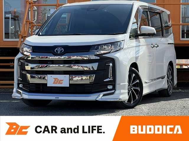 TOYOTA NOAH HYBRID 2024