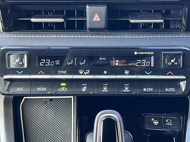 TOYOTA NOAH HYBRID 2024