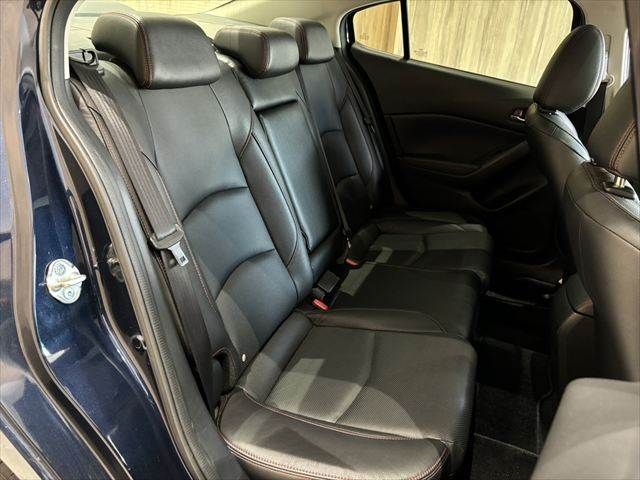 MAZDA AXELA sedan 2016