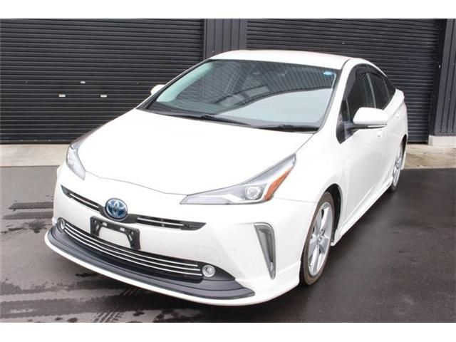 TOYOTA PRIUS 4WD 2019