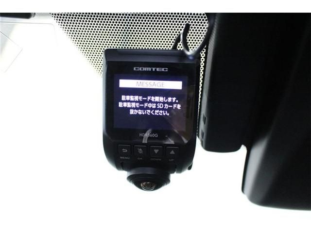 TOYOTA PRIUS 4WD 2019