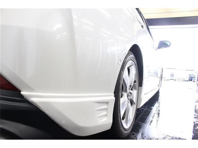 TOYOTA PRIUS 4WD 2019