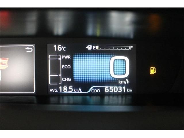 TOYOTA PRIUS 4WD 2019