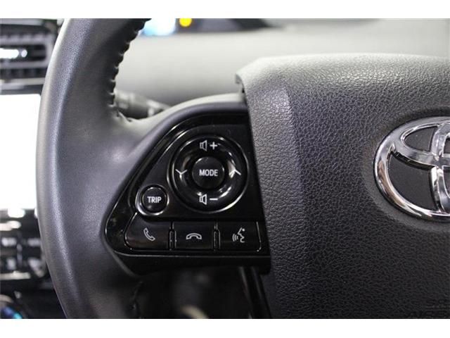 TOYOTA PRIUS 4WD 2019