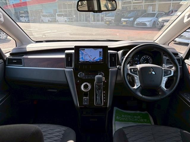 MITSUBISHI DELICA D:5 4WD 2023