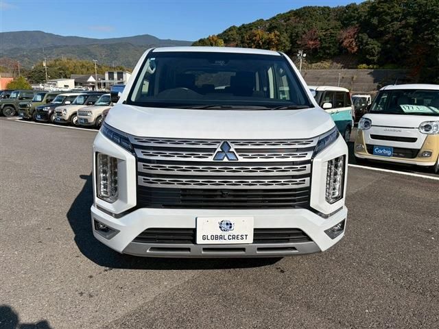 MITSUBISHI DELICA D:5 4WD 2023