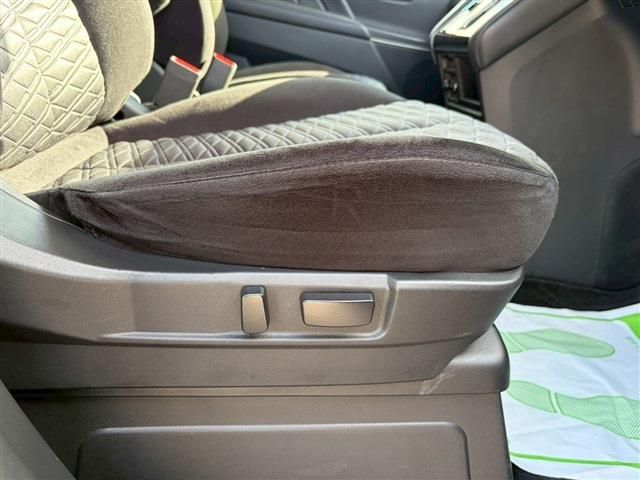 MITSUBISHI DELICA D:5 4WD 2023