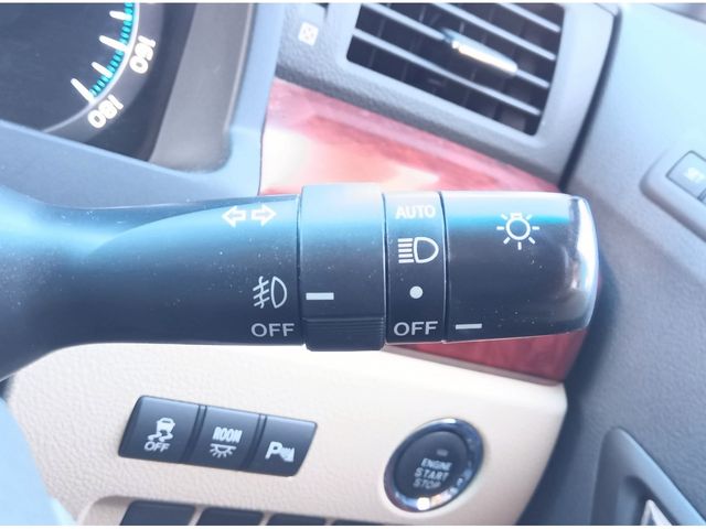 TOYOTA ALPHARD 4WD 2009