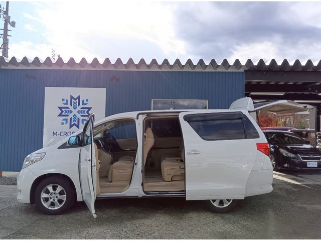 TOYOTA ALPHARD 4WD 2009
