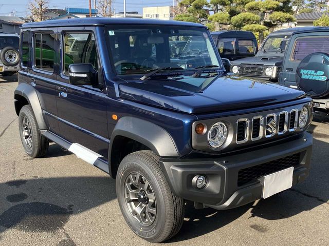 SUZUKI JIMNY NOMADE 2025