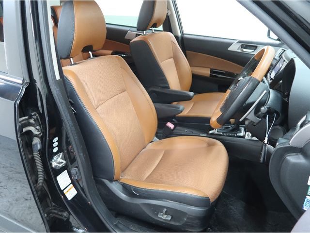 SUBARU EXIGA CROSSOVER 7 2015