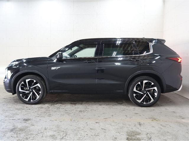 MITSUBISHI OUTLANDER PHEV 2022