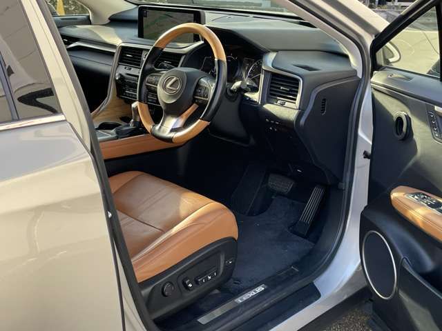 TOYOTA LEXUS RX450h AWD 2021