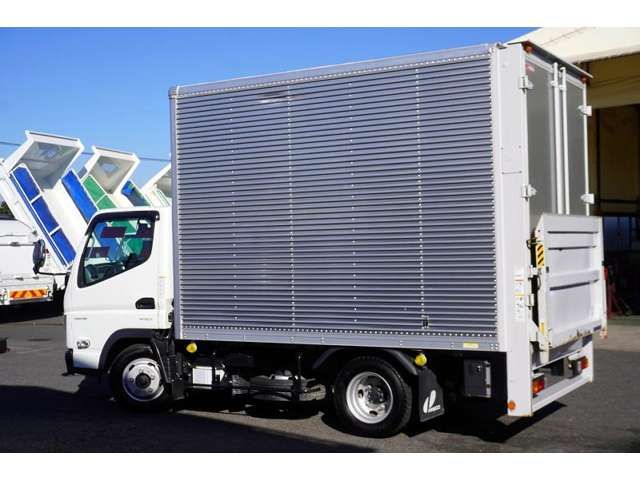 MITSUBISHI CANTER 2022