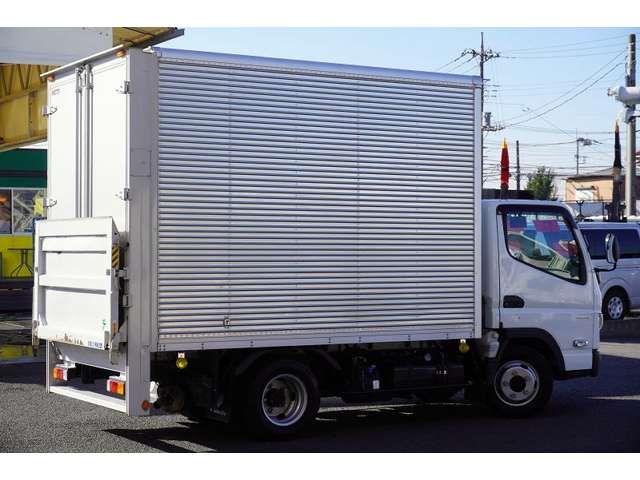 MITSUBISHI CANTER 2022